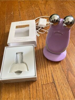 NuFACE Mini Microcurrent Facial Device in Lavender with Trinity Attachment